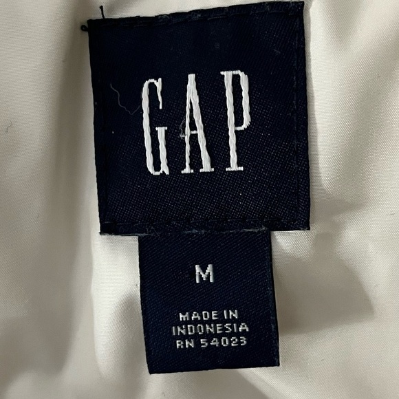 Gap White Puffer Down Quilted Vest Jacket Belt Size Medium Women’s Y2K 90’s Warm - Picture 8 of 12